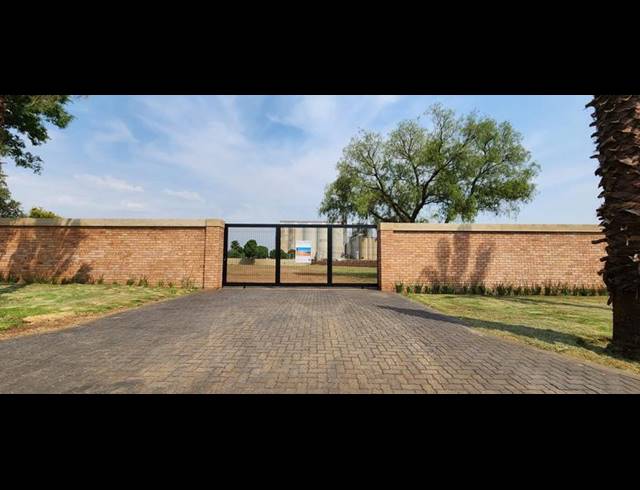 LAND FOR SALE IN MIDDELBURG SOUTH